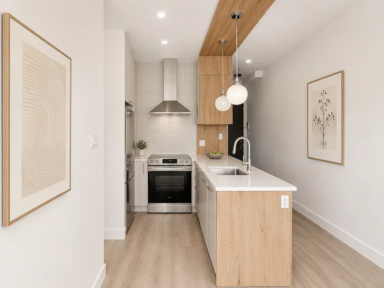 135 Moffat St #2F — Photo 2