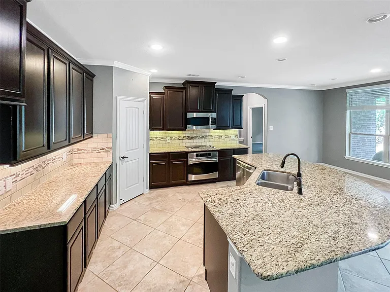 25310 Evergreen Bend Dr — Photo 13
