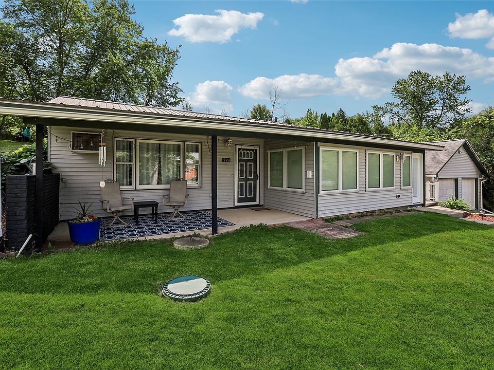 1st image of 222 Cottage Ln