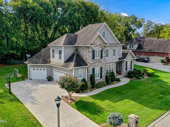 4th image of 328 Ross Springs Dr