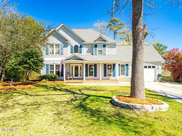 804 Ridge Water Boulevard, Morehead City, NC 28557