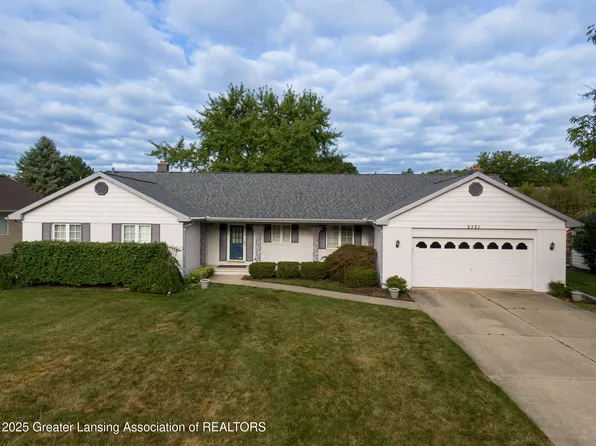 2321 Rockdale Ave, Lansing, MI 48917