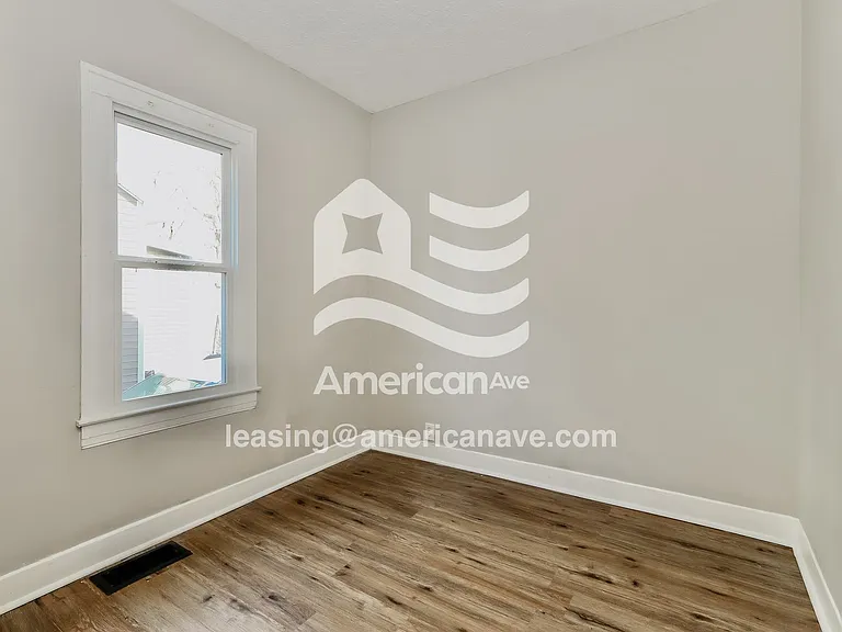 535392_012_wm_-_bedroom_13457582.jpg