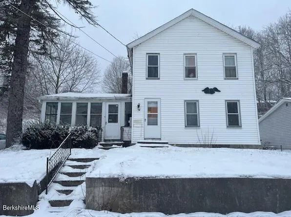 21 Enterprise St, Adams, MA 01220