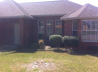 4826 Crestpoint Ln, Garland, TX 75043