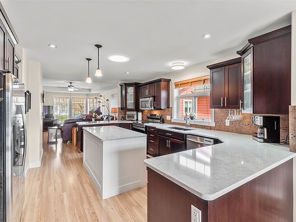 3rd image of 1900 Ord Rd #3