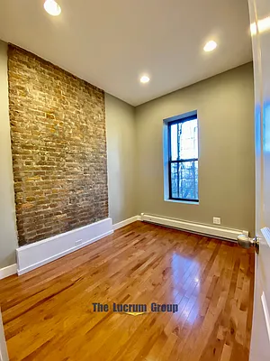 Rented by Lucrum Group | media 4