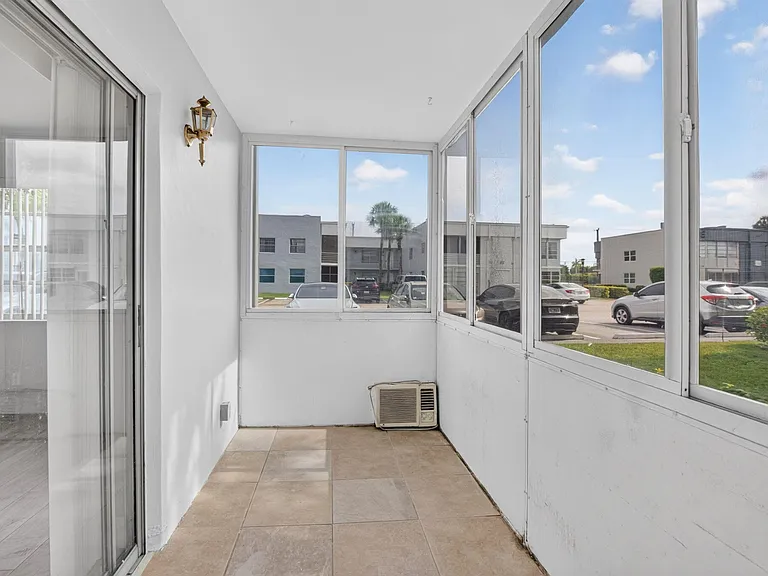 68 Normandy Ln #B — Photo 16