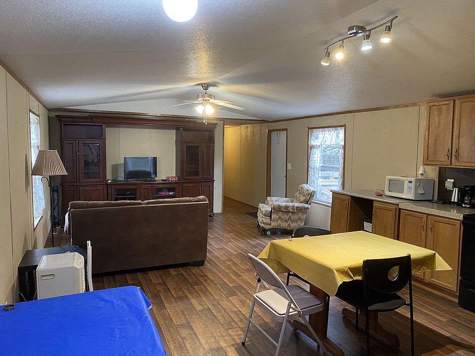 2nd image of 23803 Fulkes Rd Unit 1