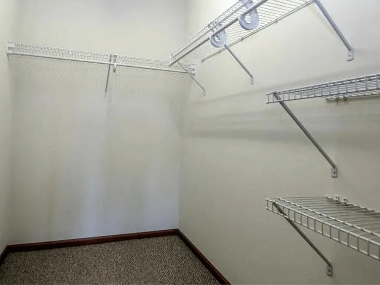 3953 S Prairie Hill Ln — Photo 16