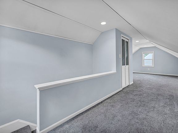 5th image of 12124 Willard Ave