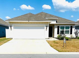 157 Blooming Cv, Crestview, FL 32539