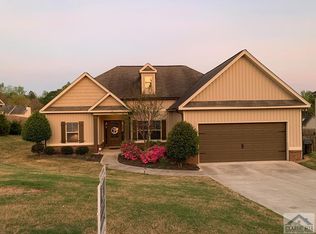 1729 Tugalo Dr, Jefferson, GA 30549