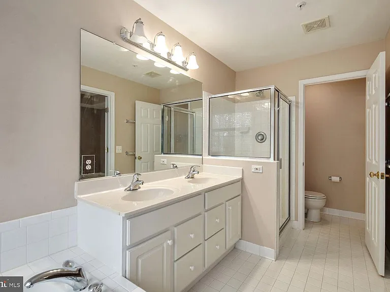 19421 Rayfield Dr — Photo 20