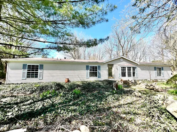 7747 Alward Rd, Laingsburg, MI 48848