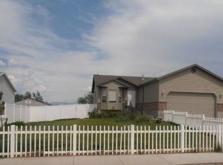 2595 S Thoreau Dr, Magna, UT 84044