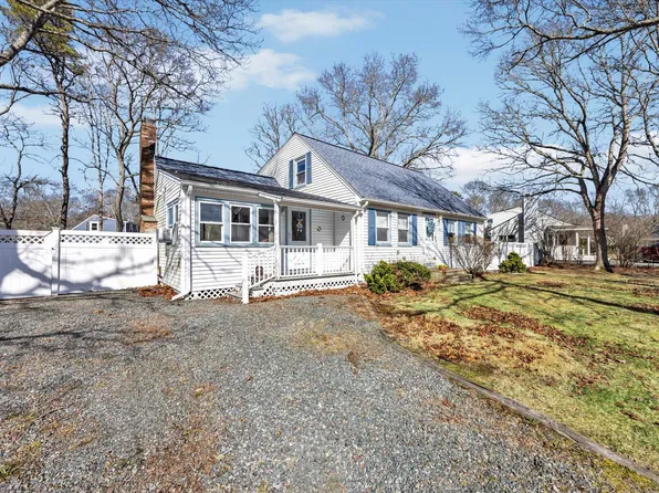 6 Fordham Circle, East Falmouth, MA 02536