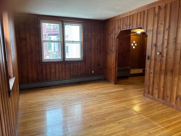 8 Dale St #1, Wilton, NH 03086