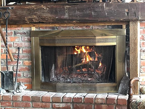 Wood burning fireplace 