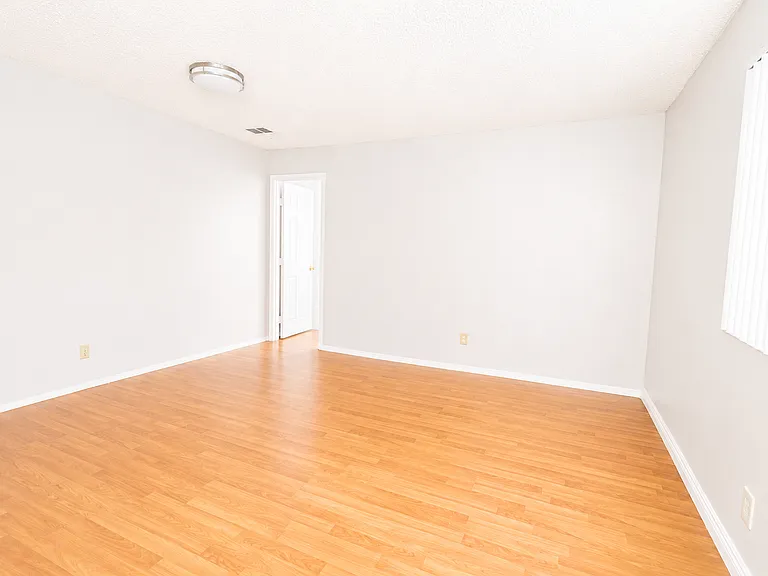 5033 W Wilson St #227 — Photo 8