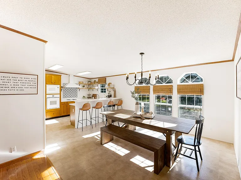 616 Layman Cir — Photo 10