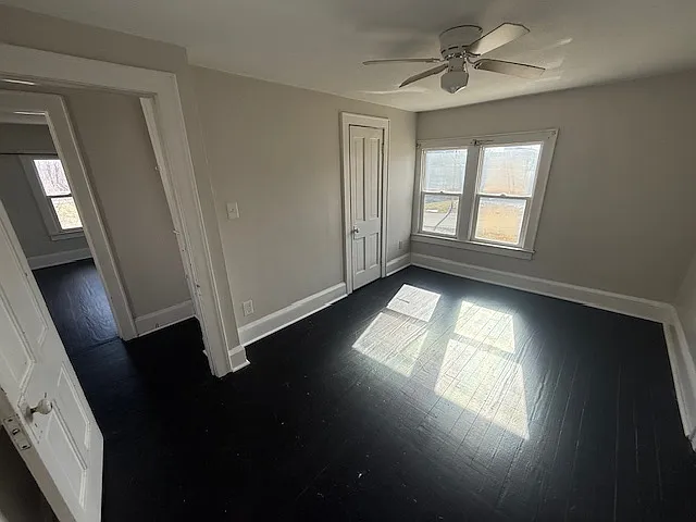 2 bed, 572 sqft, $950 — Photo 3