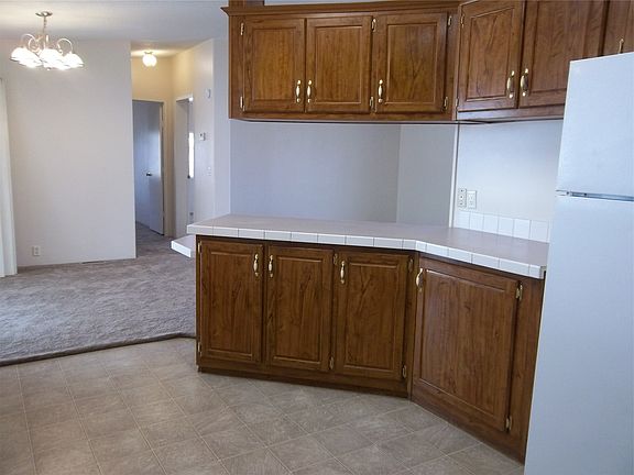 Plenty of cupboard space