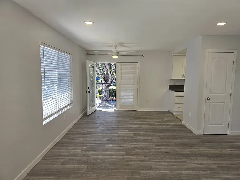 18651 Libra Cir — Photo 48