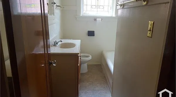 5126 Lexington Ave #2 — Photo 7