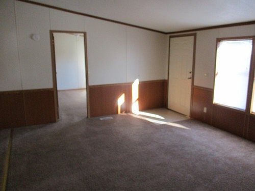 2nd image of 3485 Creekside Blvd