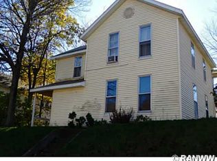 227 Stanley St, Chippewa Falls, WI 54729