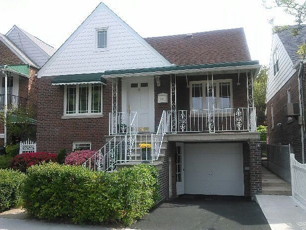 1st image of 824 Quincy Ave