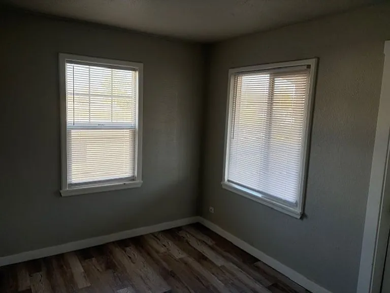 145 S Main St — Photo 13