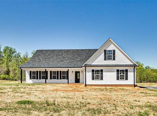 3076 Gallimore Dairy Rd, Denton, NC 27239