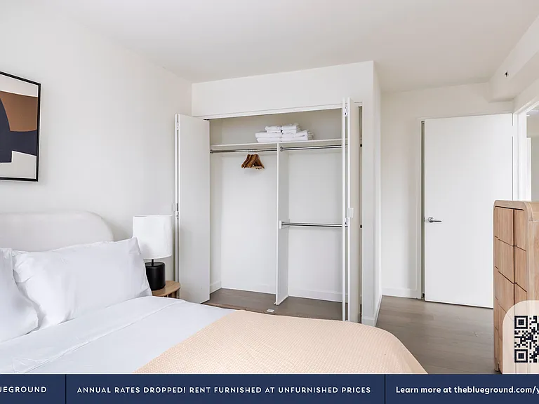 561 10th Ave #21D — Photo 13