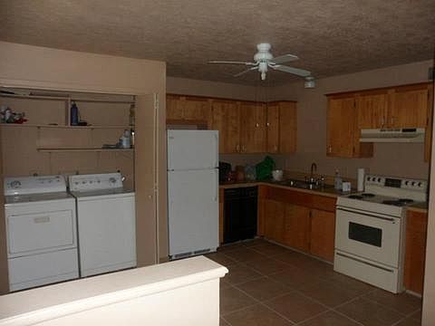 1st image of 3706 Forestwood Dr #B