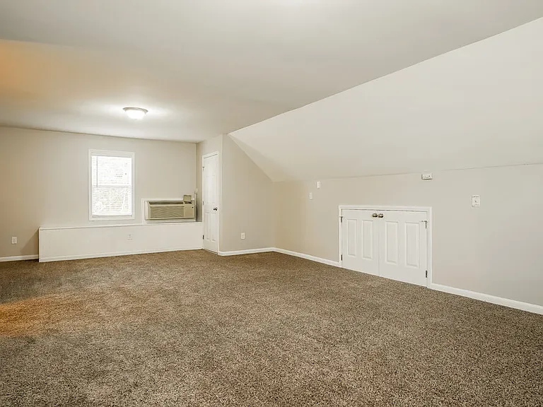 146 Willowbrook Cir — Photo 11