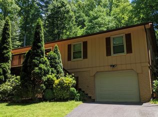 809 Bee Tree Rd, Swannanoa, NC 28778