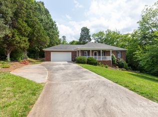 328 Burrage Rd NE, Concord, NC 28025
