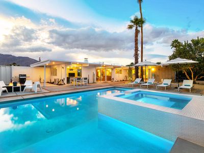 2070 E Nicola Rd, Palm Springs, CA, 92262