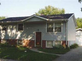 1109 N Wood St, Griffith, IN 46319