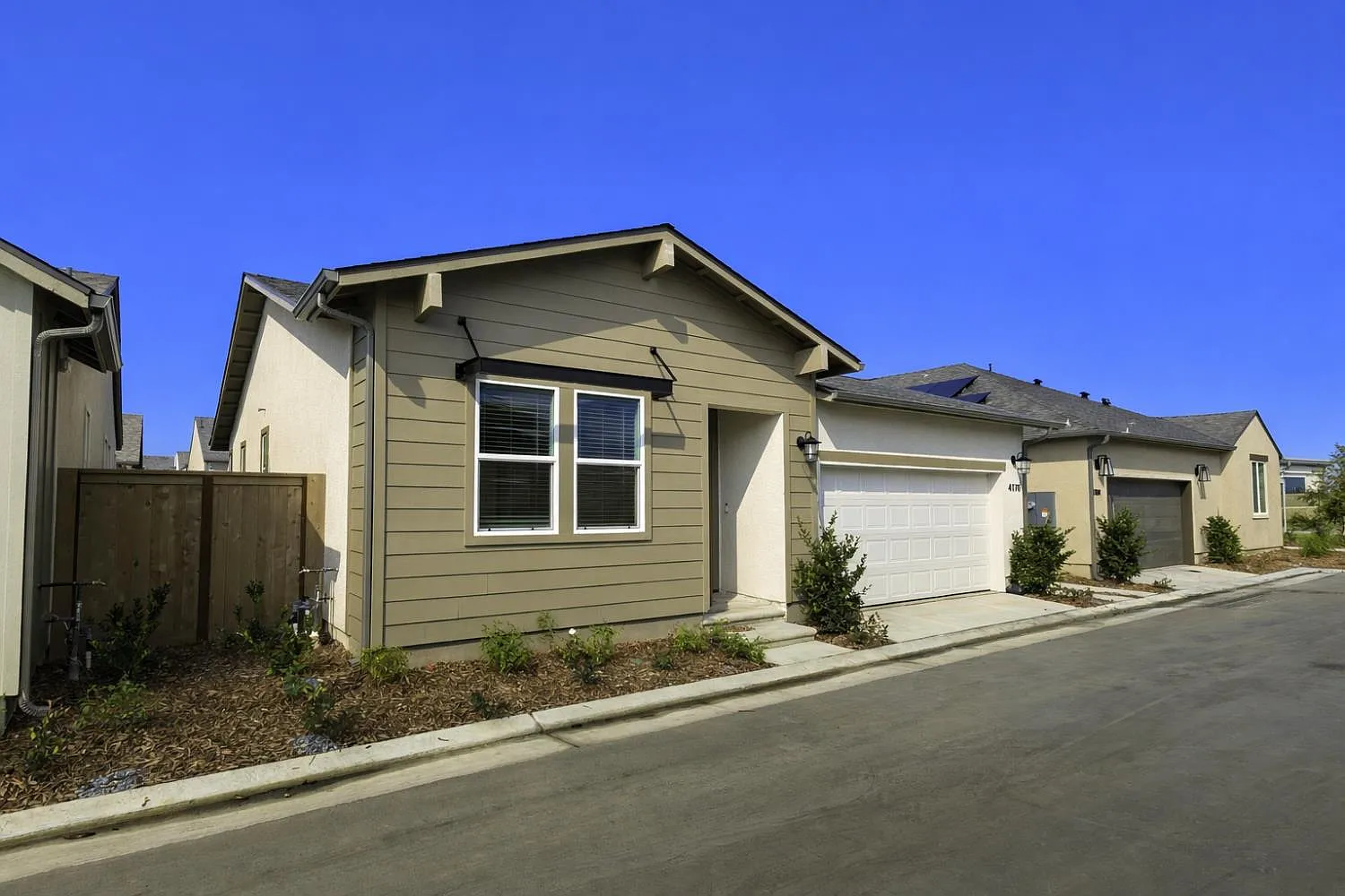4178 Agnes Ln photo 1