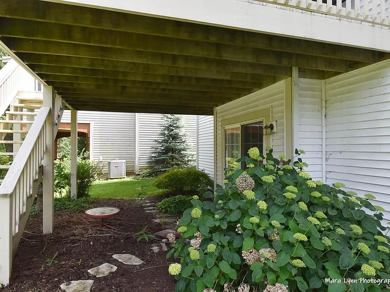 718 Viewpointe Dr — Photo 20