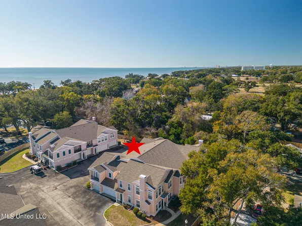 2252 Beach Dr APT 2403, Gulfport, MS 39507