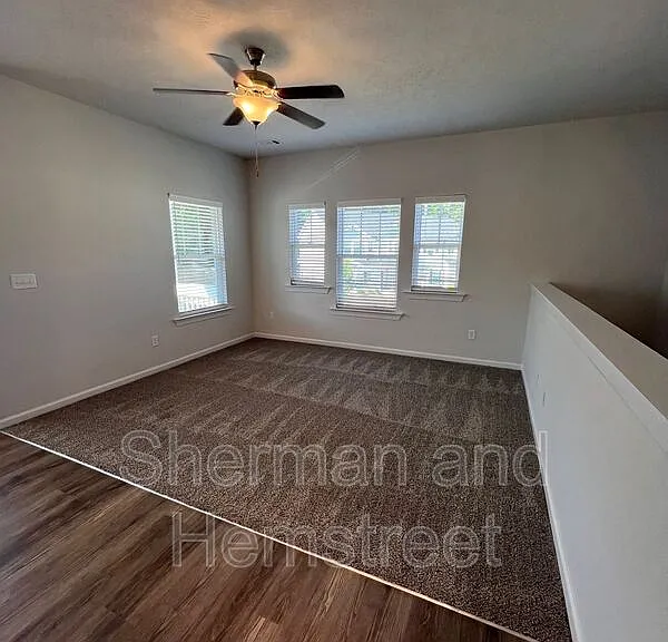 5055 Mimosa Dr #5055 MIMOSA DR — Photo 4