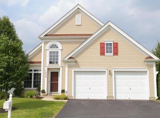 1808 Risser Ln, Lancaster, PA 17601