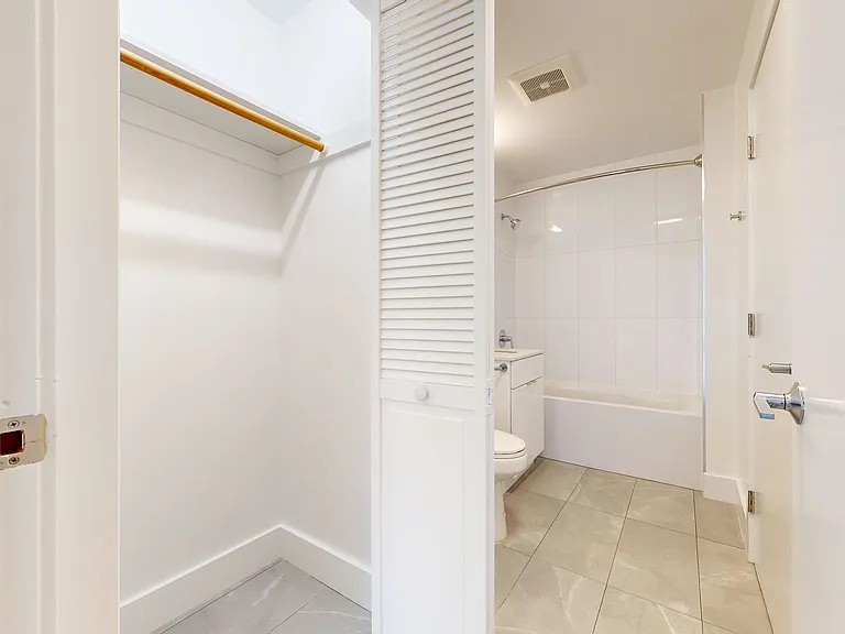 2110 Jackson St #401 — Photo 12