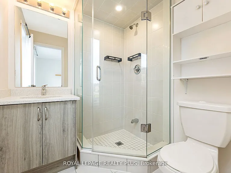 120 Watson Pkwy N #1 — Photo 21