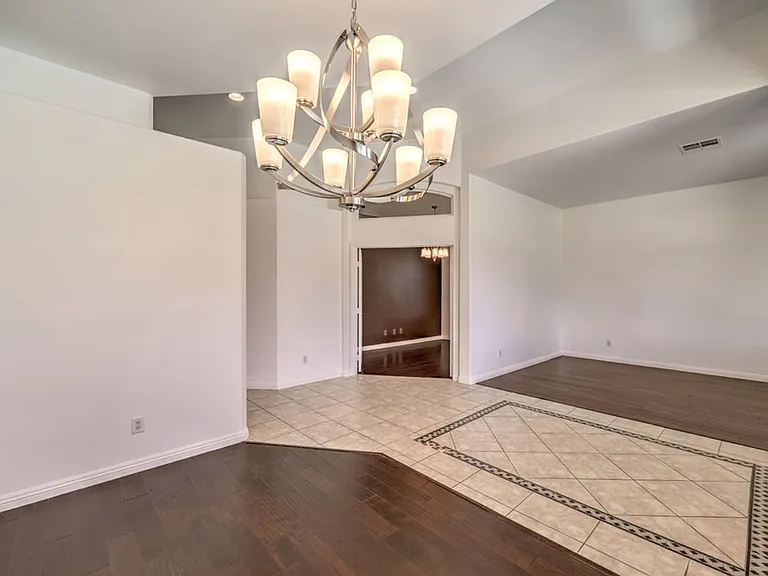1393 Romanesca Dr — Photo 7