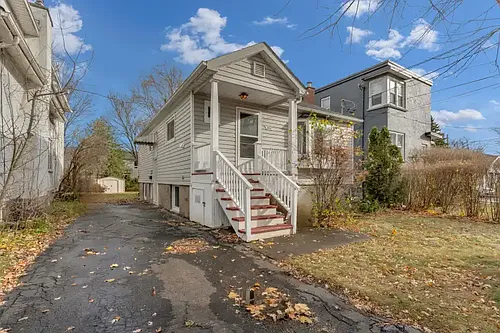 263 College St #1A Photo 1